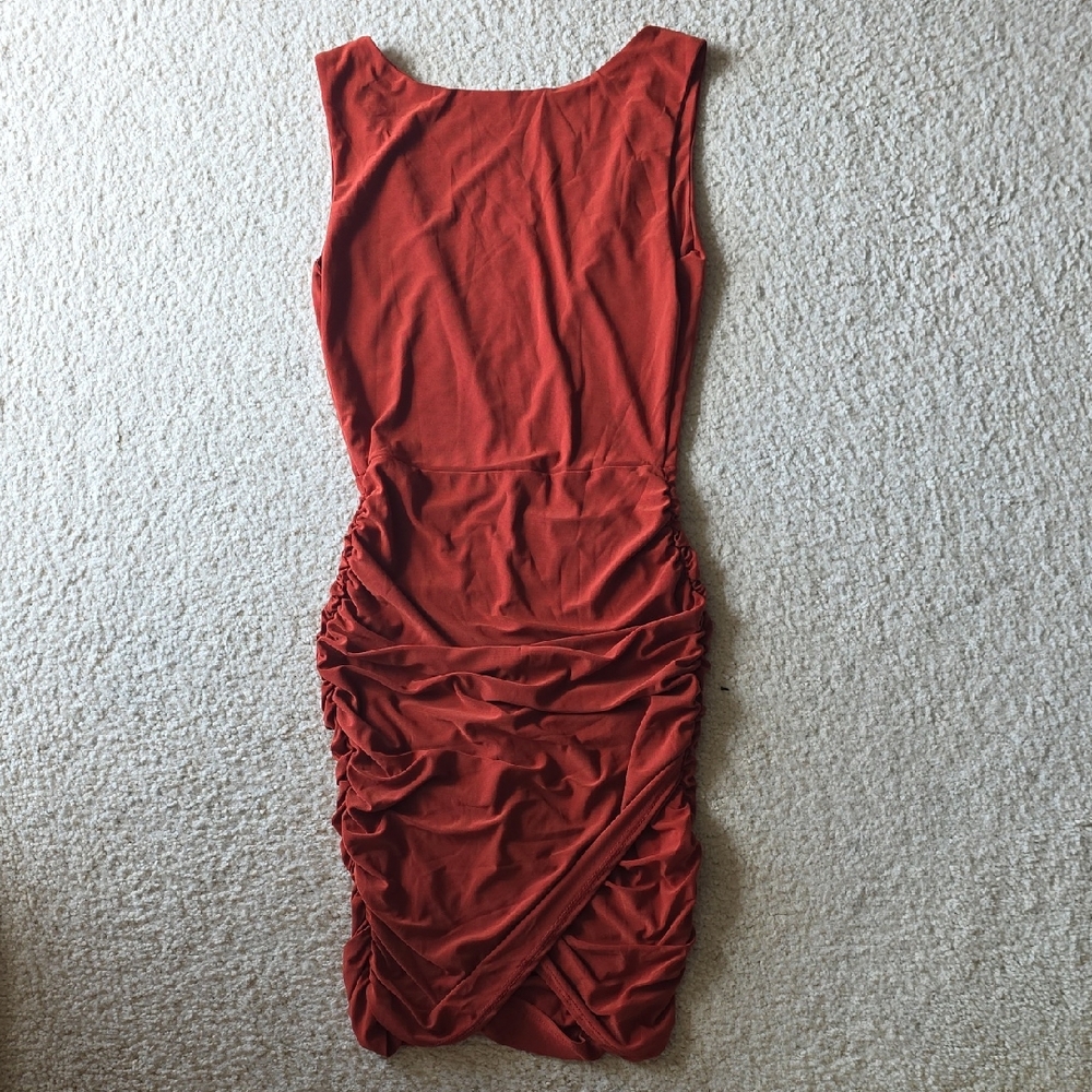 Fashion Nova Rust Red Ruched Midi Bodycon Dress